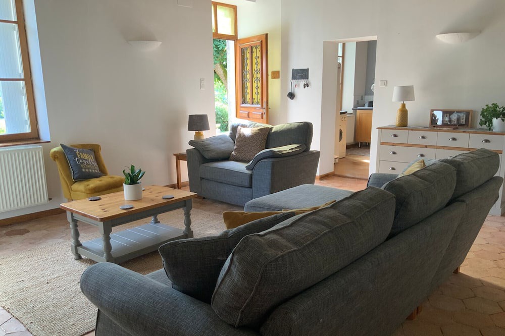 Photo of Livingroom in Sarce