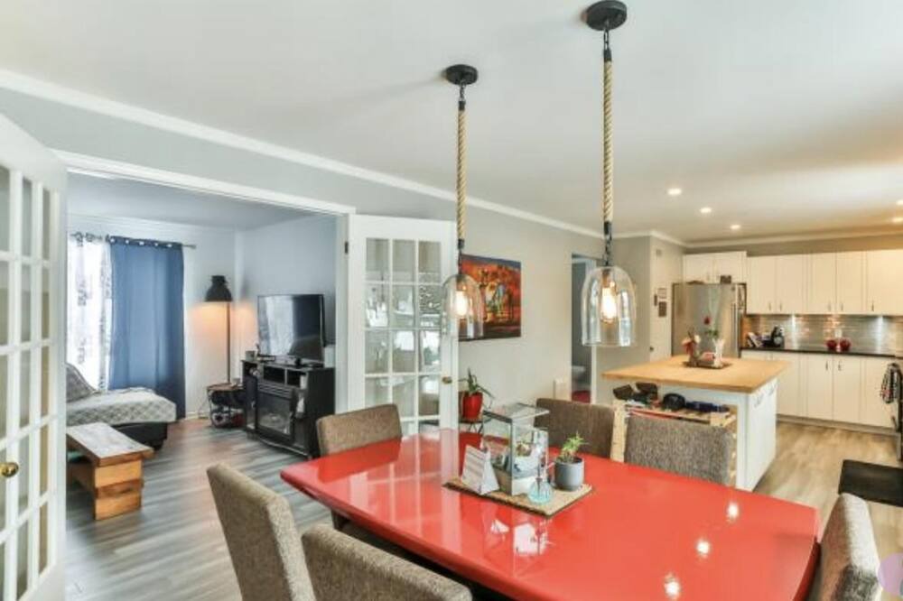 Photo of Bathroom in Communaute-Urbaine-de-l'Outaouais