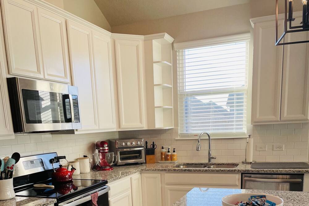 Photo of Kitchen in College Station