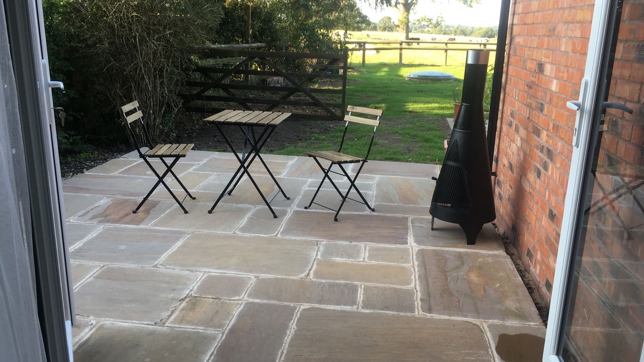 Photo of Patio Balcony in Wixford