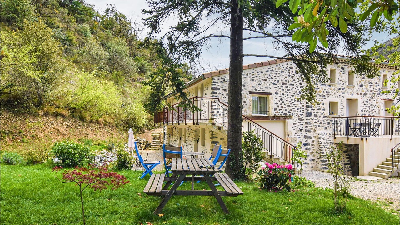 Photo of Outdoor in Meysse