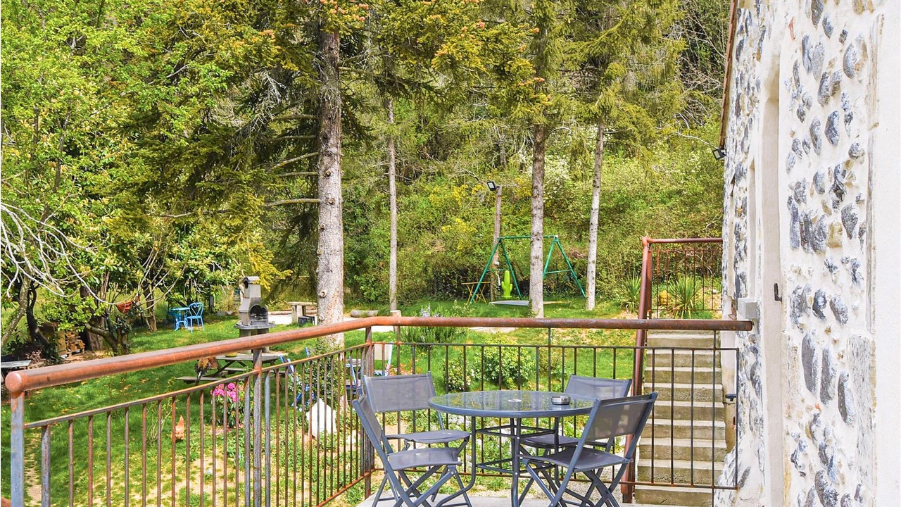 Photo of Outdoor in Meysse