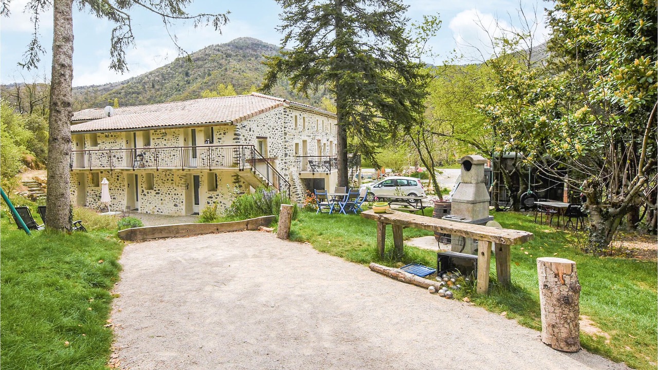 Photo of Outdoor in Meysse