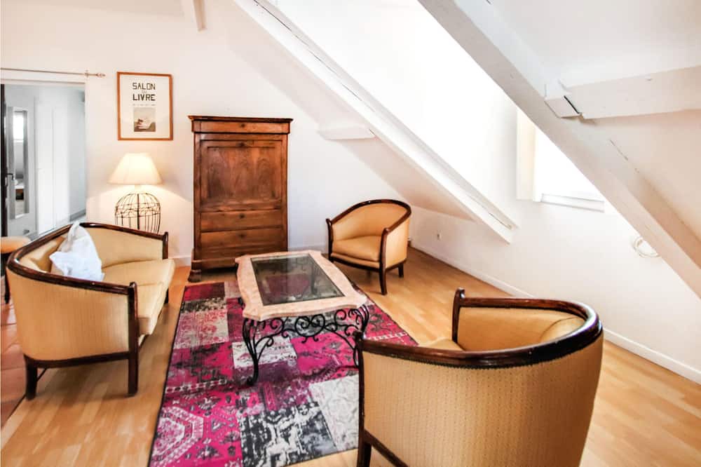 Photo of Bedroom in Corps