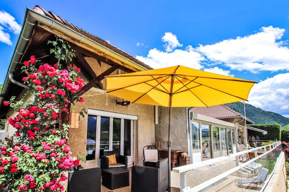 Photo of Others in Corps