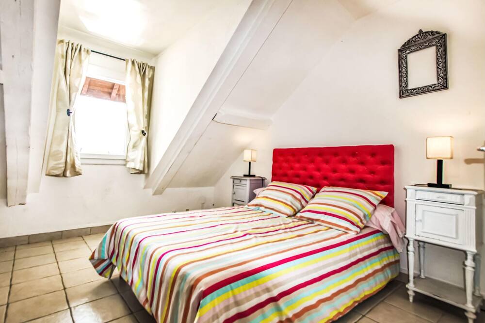 Photo of Others in Corps