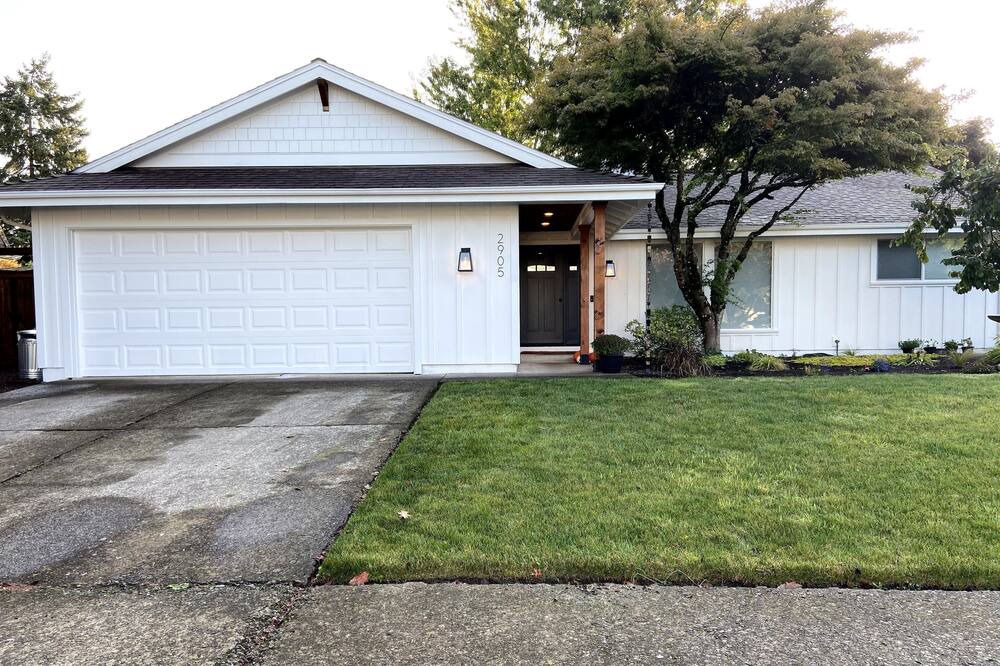 Photo of Others in Eugene