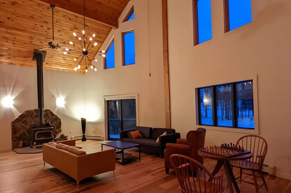 Photo of Livingroom in Pine Bush