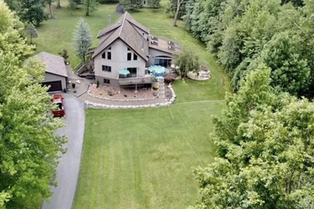 Photo of Outdoor in Pine Bush