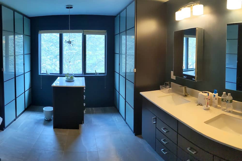 Photo of Bathroom in Pine Bush