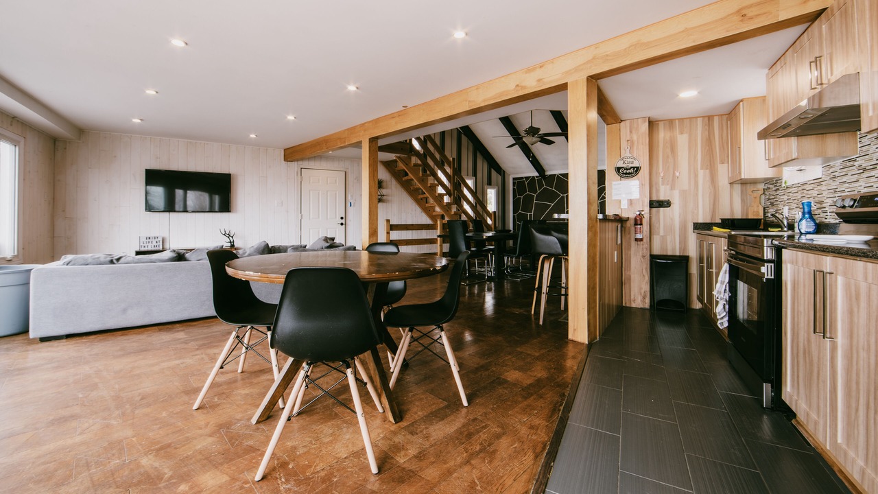 Photo of Kitchen in Scugog
