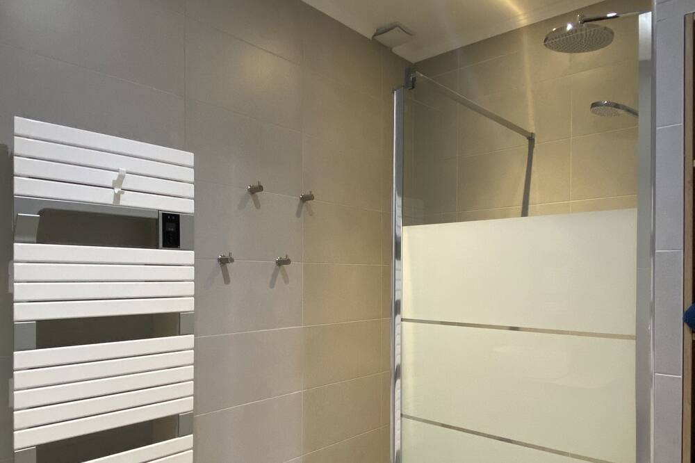 Photo of Bathroom in Terrasson-la-Villedieu
