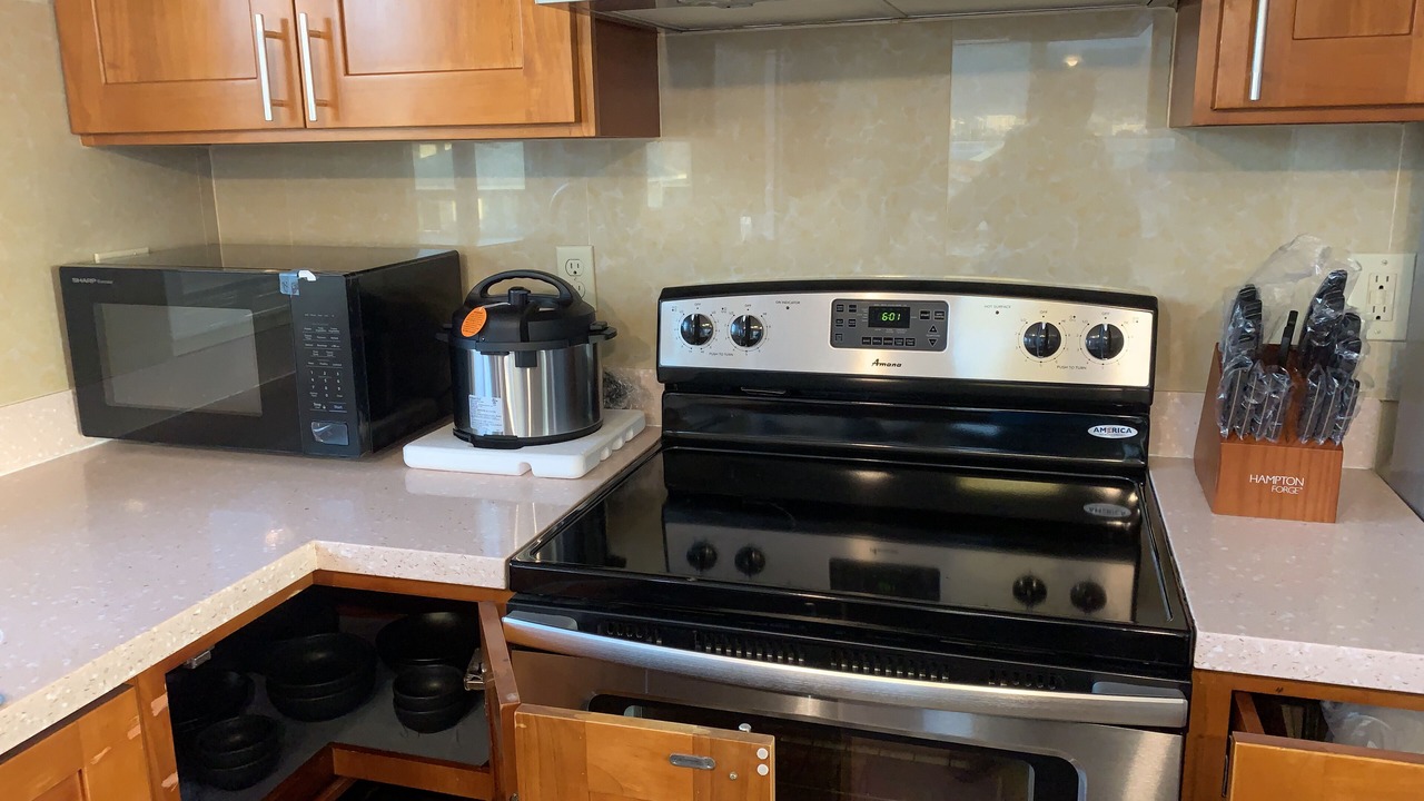 Photo of Kitchen in Diamond Head - Kapahulu - St. Louis