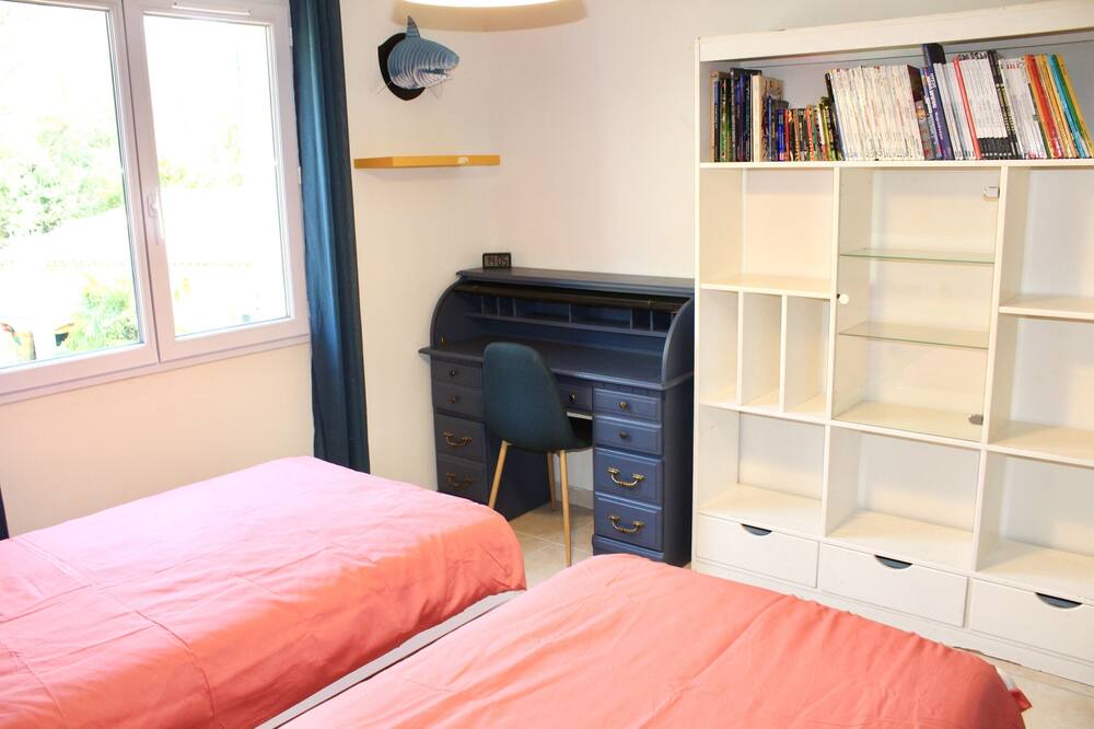 Photo of Bedroom in Peypin