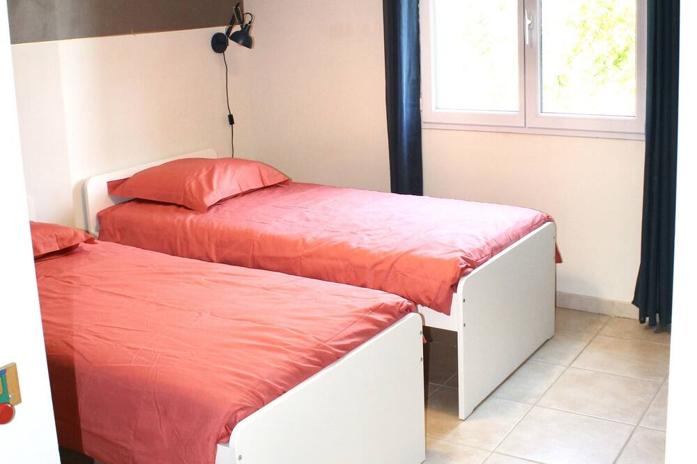 Photo of Bedroom in Peypin