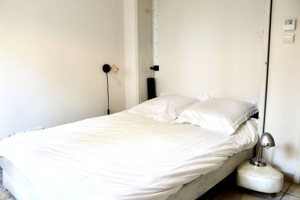 Photo of Bedroom in Peypin