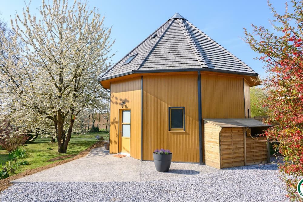 Photo of Outdoor in Eve