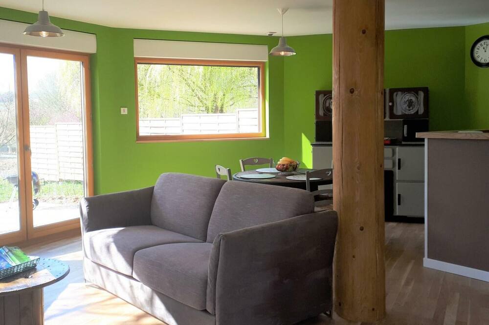 Photo of Livingroom in Eve
