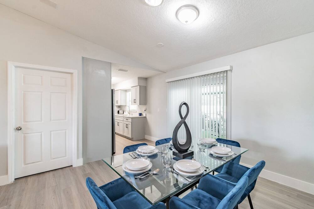 Photo of Bedroom in Citrus Park