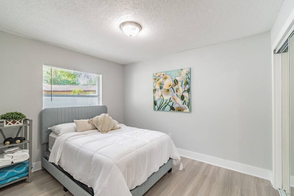 Photo of Bedroom in Citrus Park