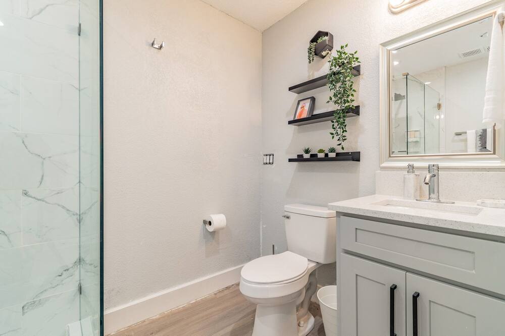 Photo of Bathroom in Citrus Park