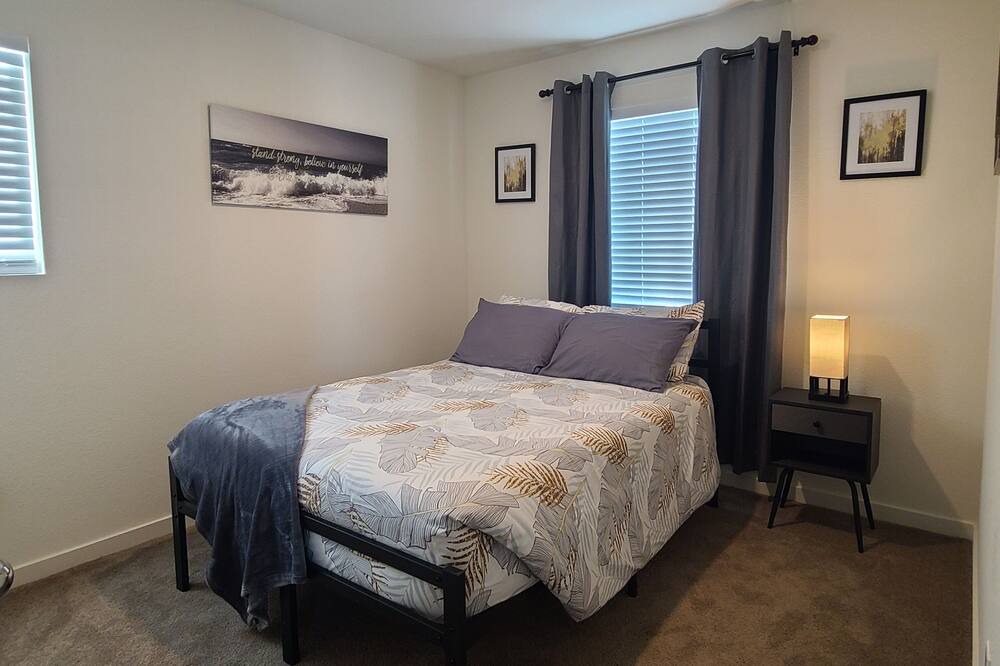 Photo of Bedroom in Roseville