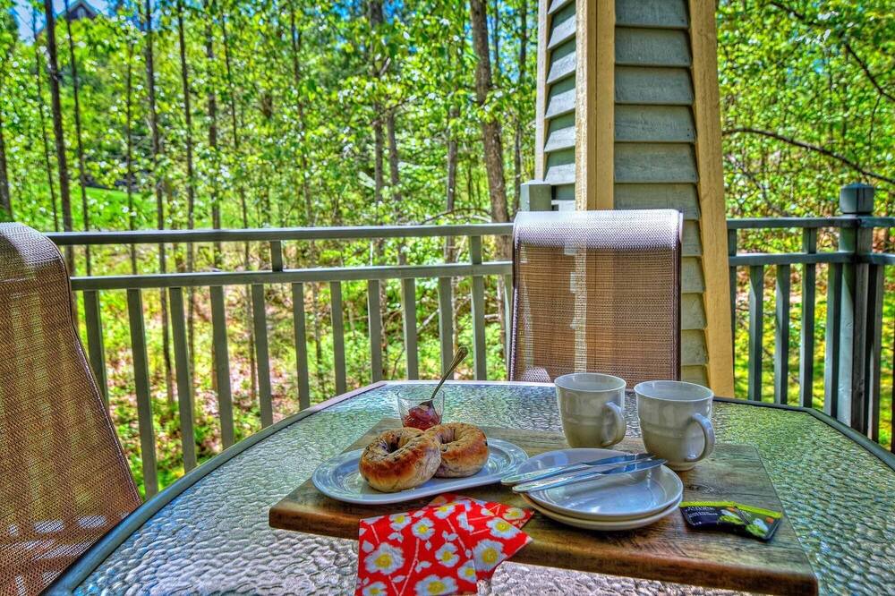 Photo of Patio Balcony in Tremblant-Les-Eaux
