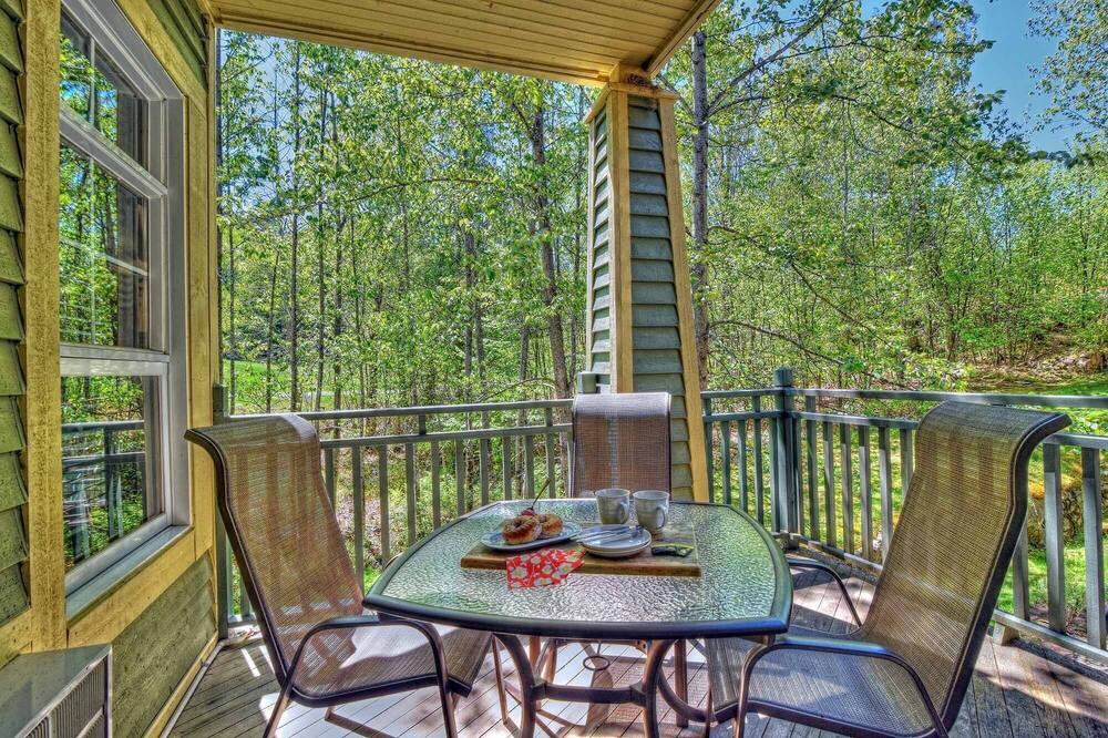 Photo of Patio Balcony in Tremblant-Les-Eaux