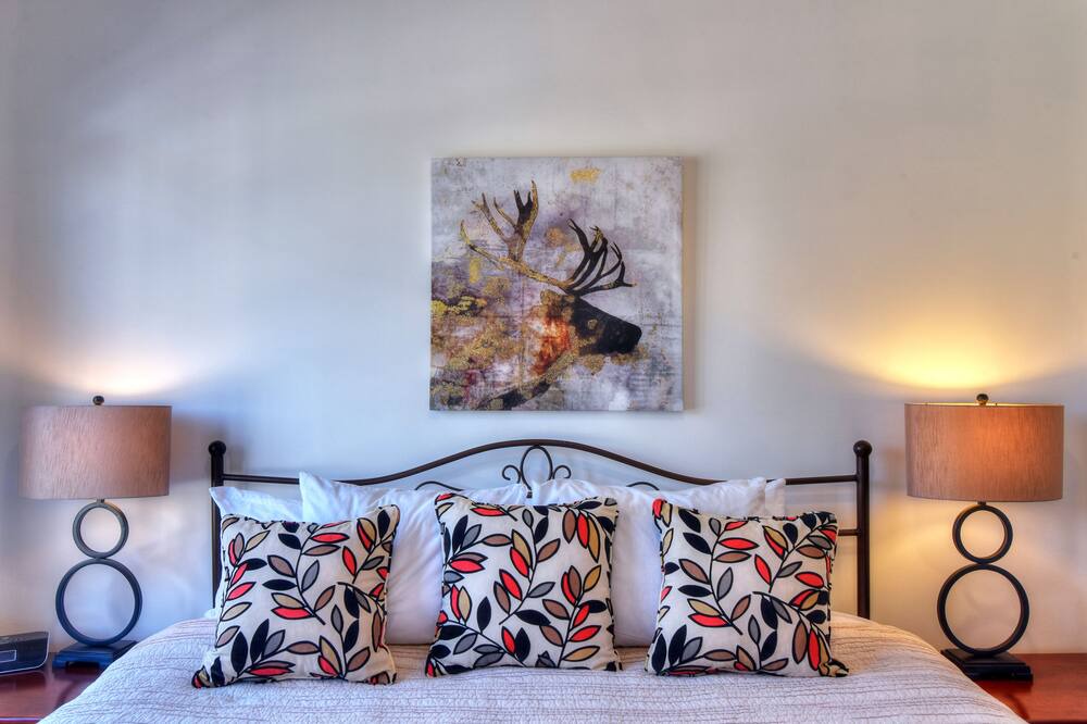 Photo of Bedroom in Tremblant-Les-Eaux