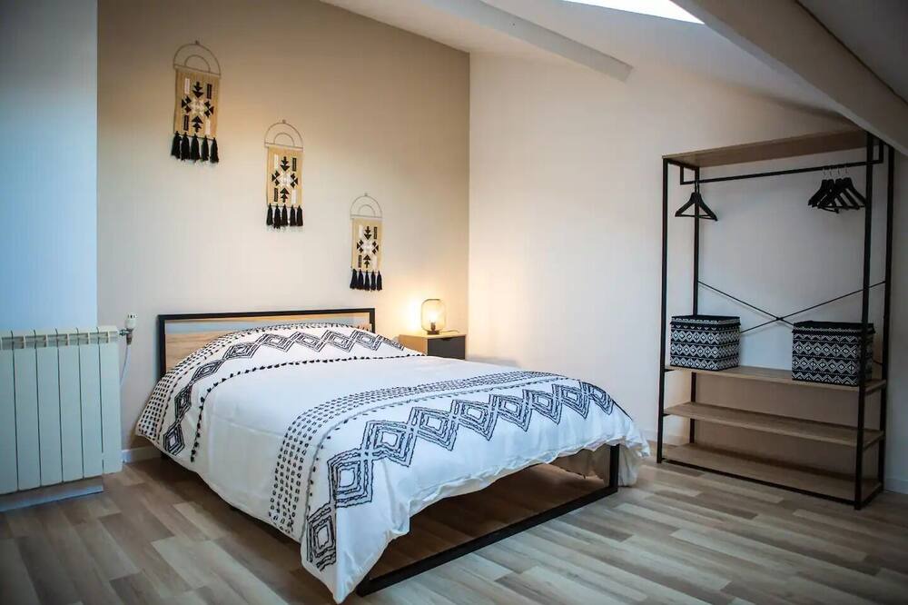 Photo of Bedroom in Miroir - Batignolles