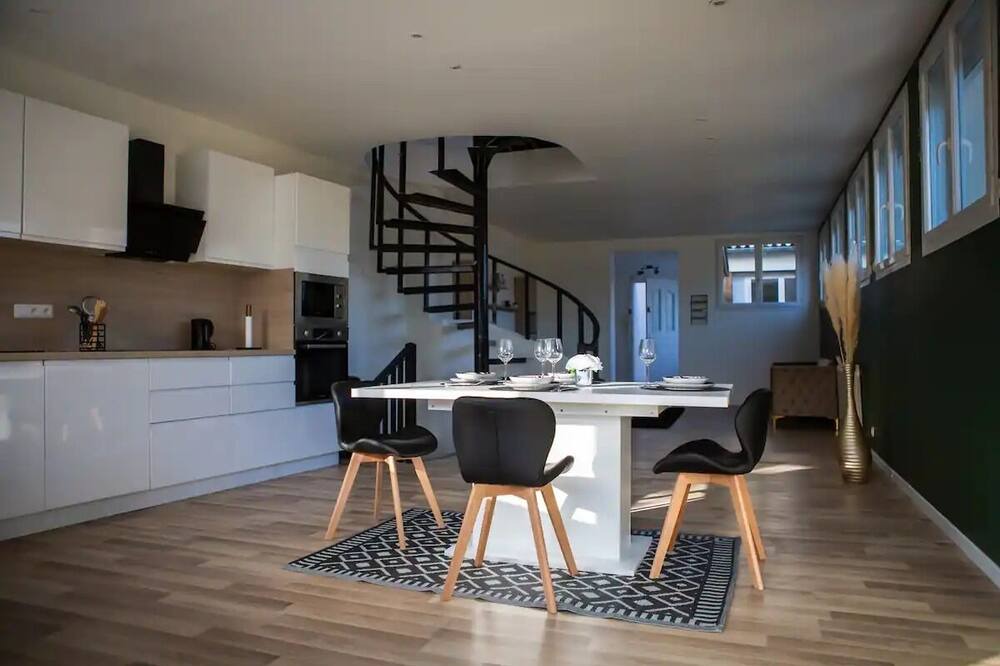 Photo of Kitchen in Miroir - Batignolles