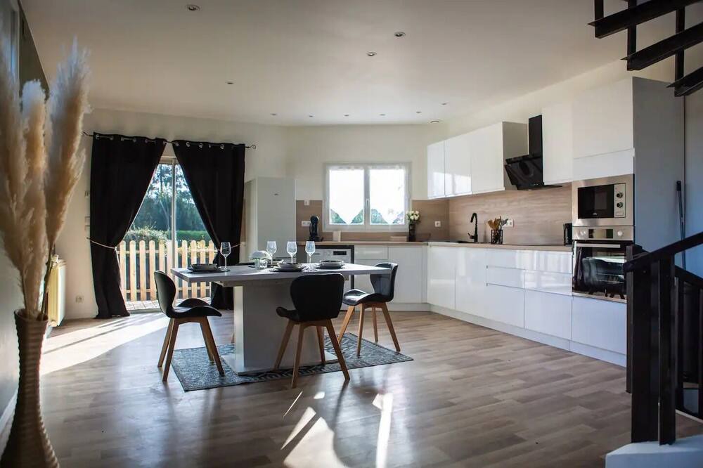Photo of Kitchen in Miroir - Batignolles