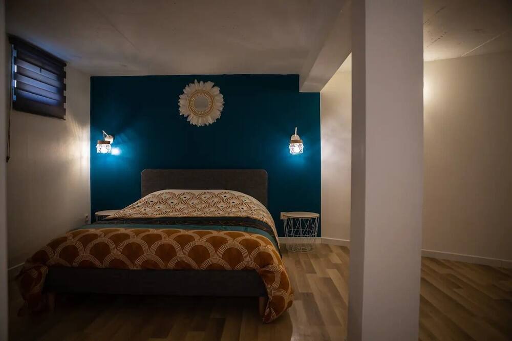 Photo of Bedroom in Miroir - Batignolles