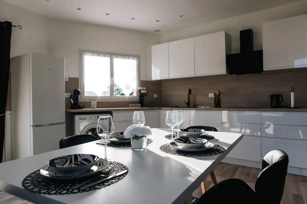 Photo of Kitchen in Miroir - Batignolles