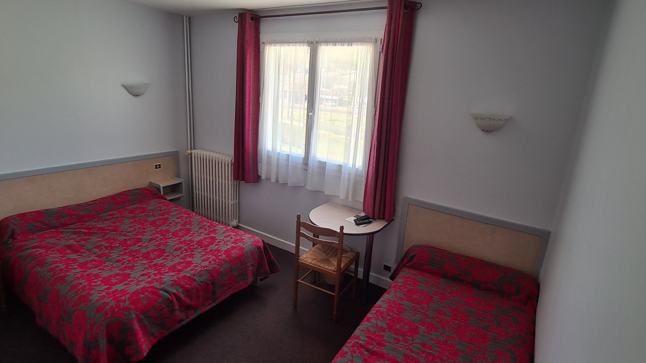 Photo of Bedroom in Polminhac