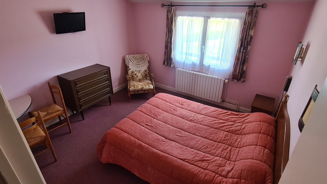Photo of Bedroom in Polminhac