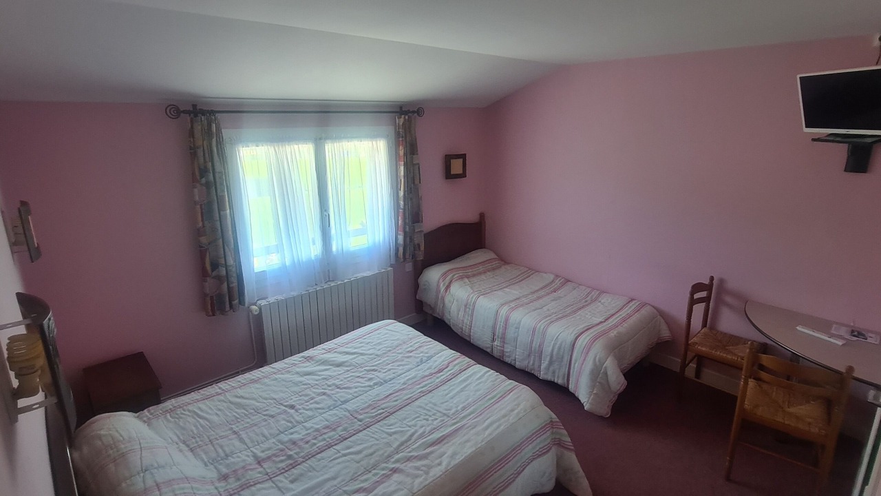 Photo of Bedroom in Polminhac