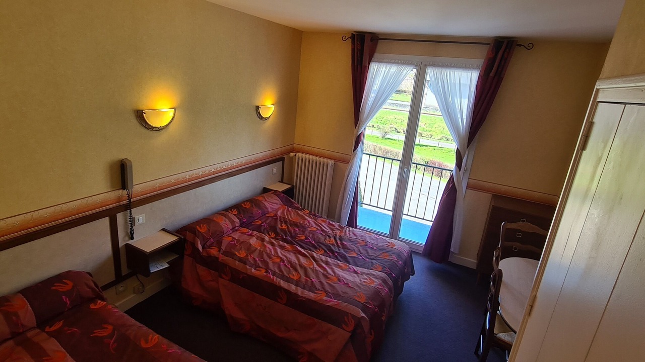 Photo of Bedroom in Polminhac