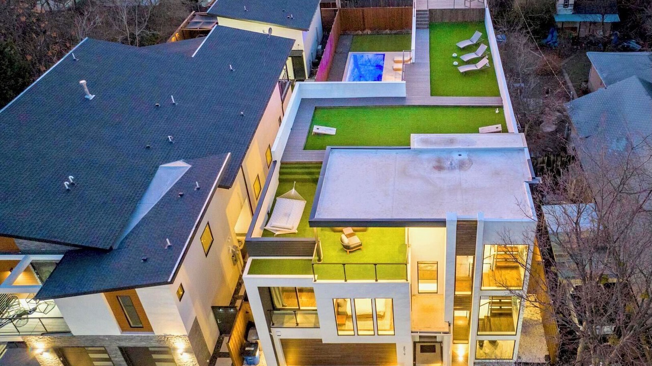 Photo of Outdoor in Knox - Henderson