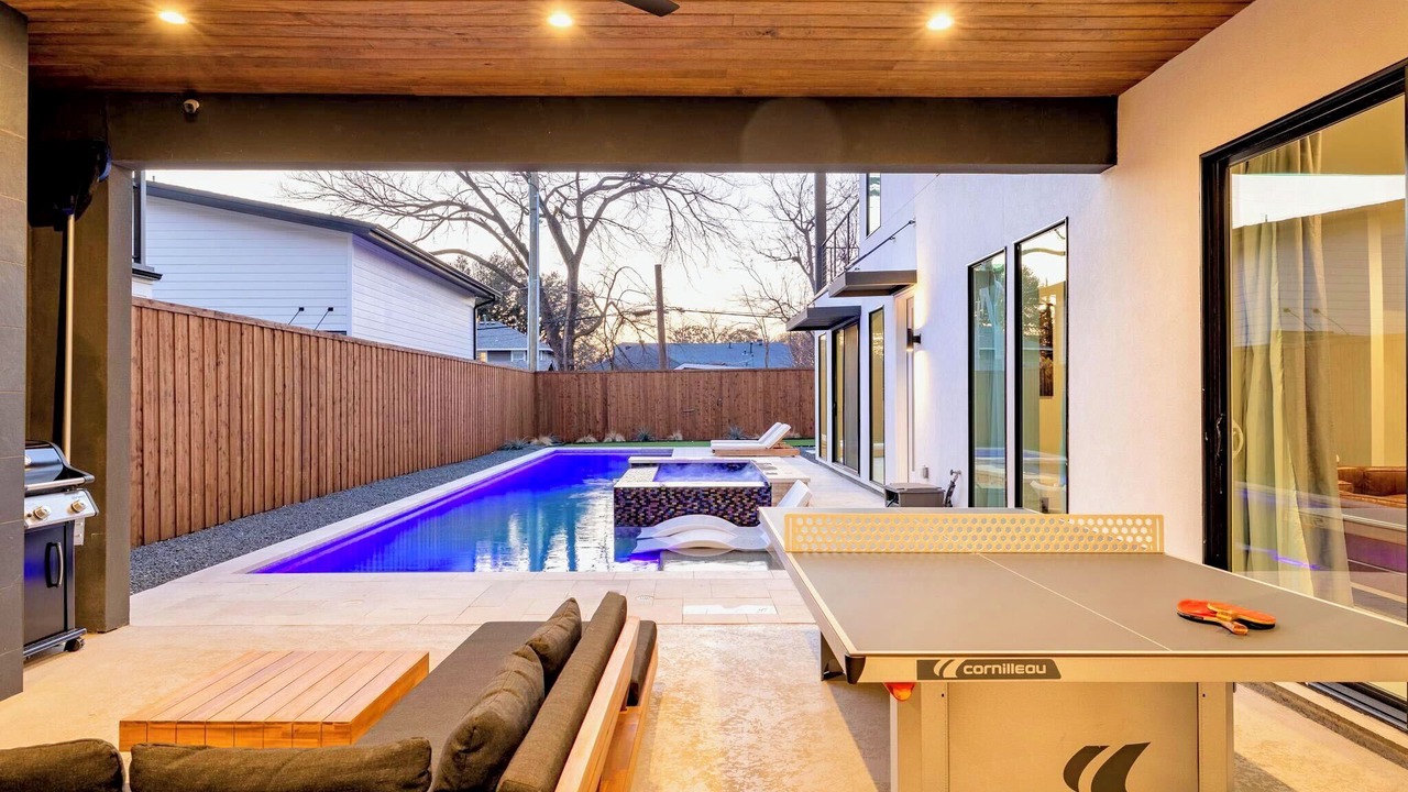 Photo of Outdoor in Knox - Henderson