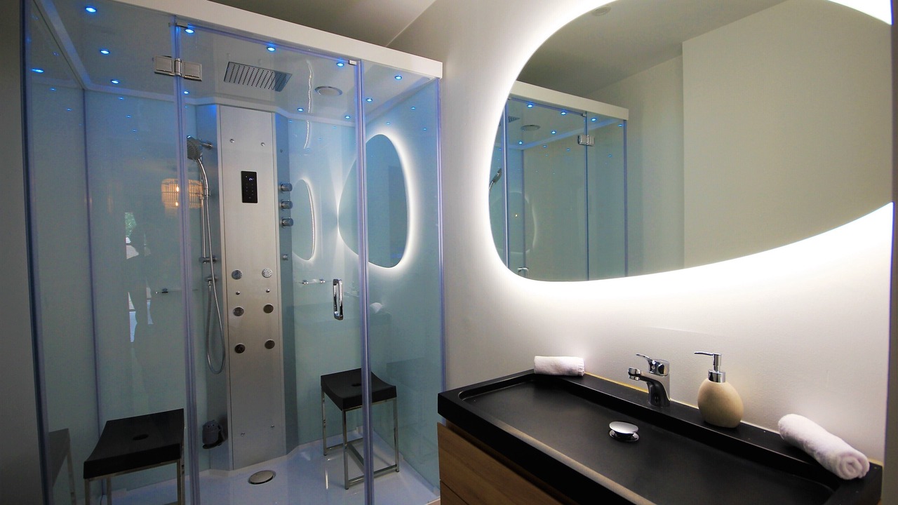 Photo of Bathroom in Avignon City Centre
