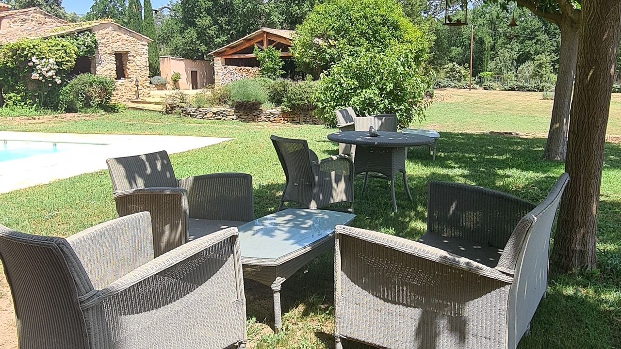 Photo of Outdoor in Mornas