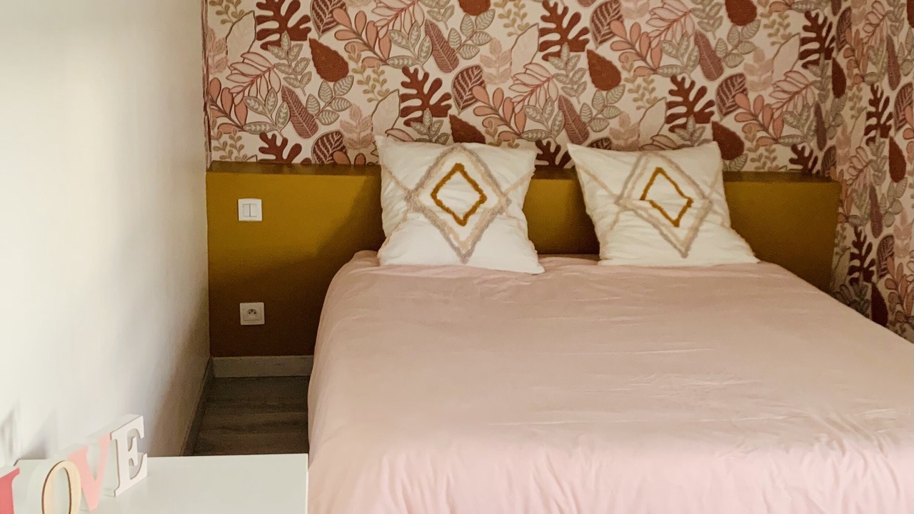 Photo of Bedroom in Saint-Jean-de-Liversay