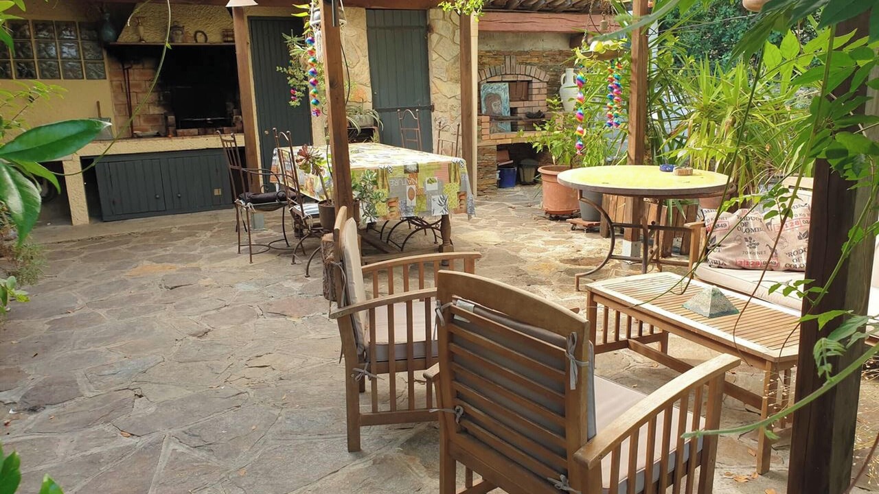 Photo of Outdoor in Neoules
