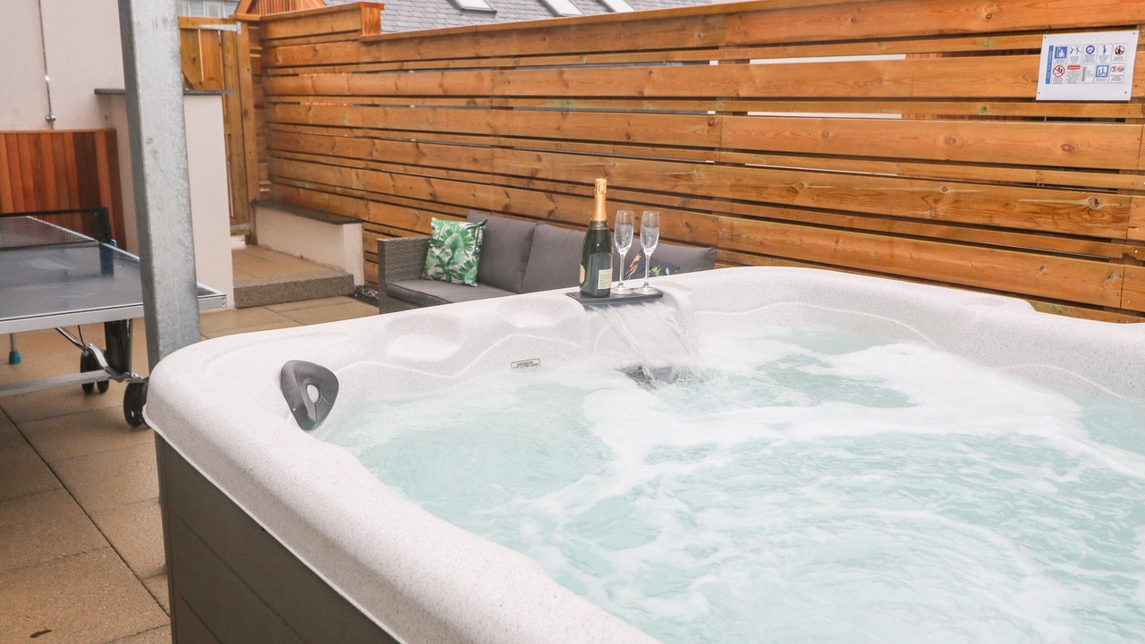 Photo of Others in Porth