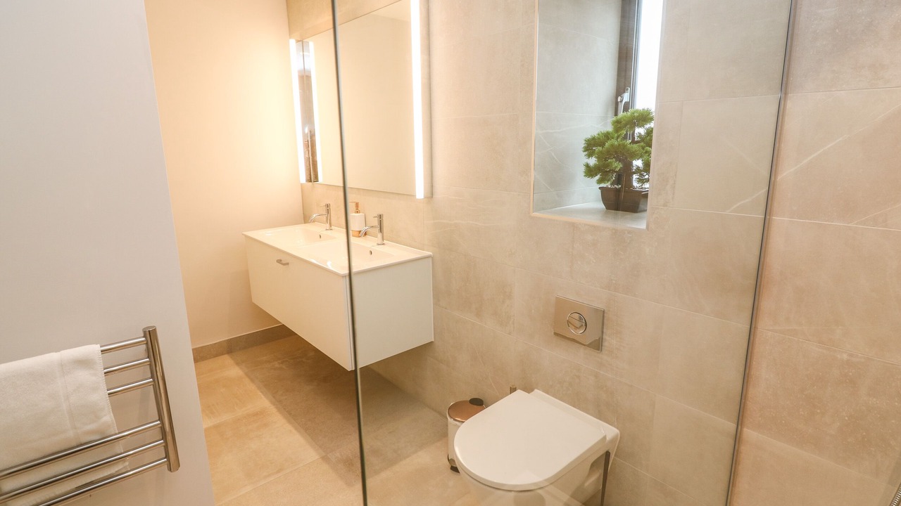 Photo of Bathroom in Porth