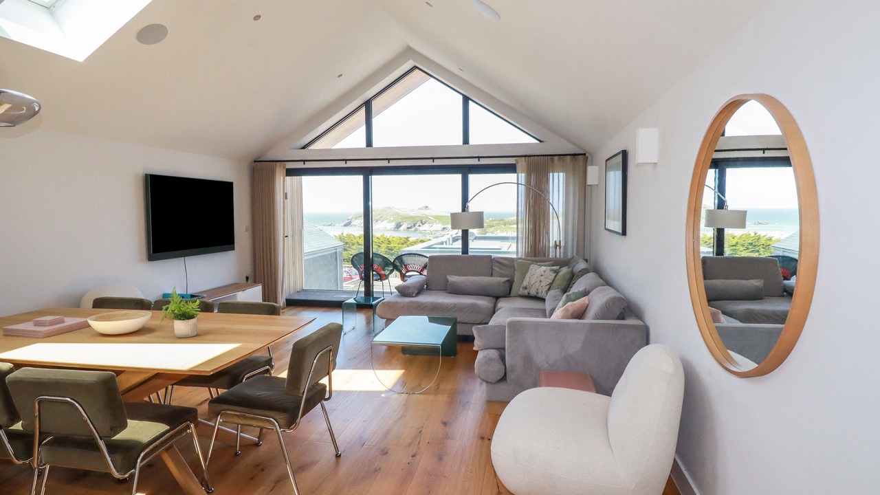 Photo of Others in Porth