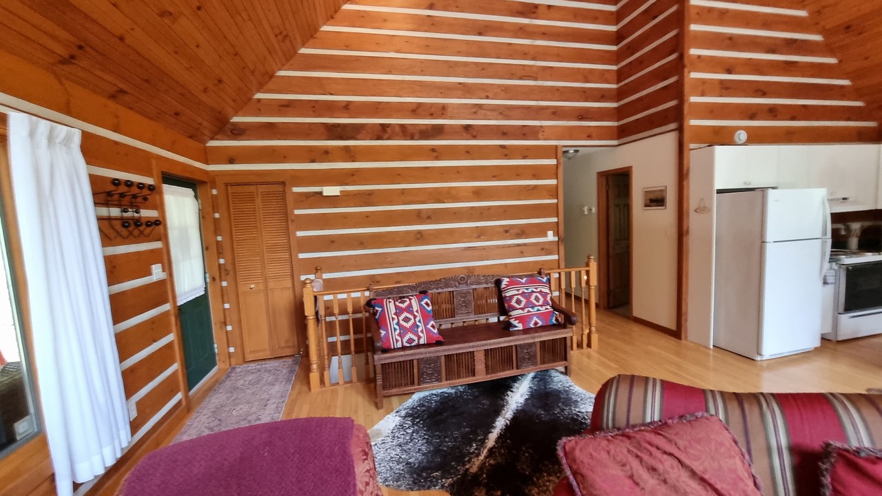 Photo of Livingroom in Grand Bend