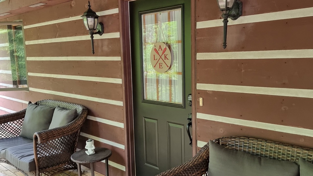 Photo of Patio Balcony in Grand Bend