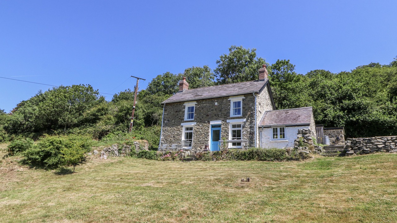 Photo of Outdoor in Llandyssiliogogo